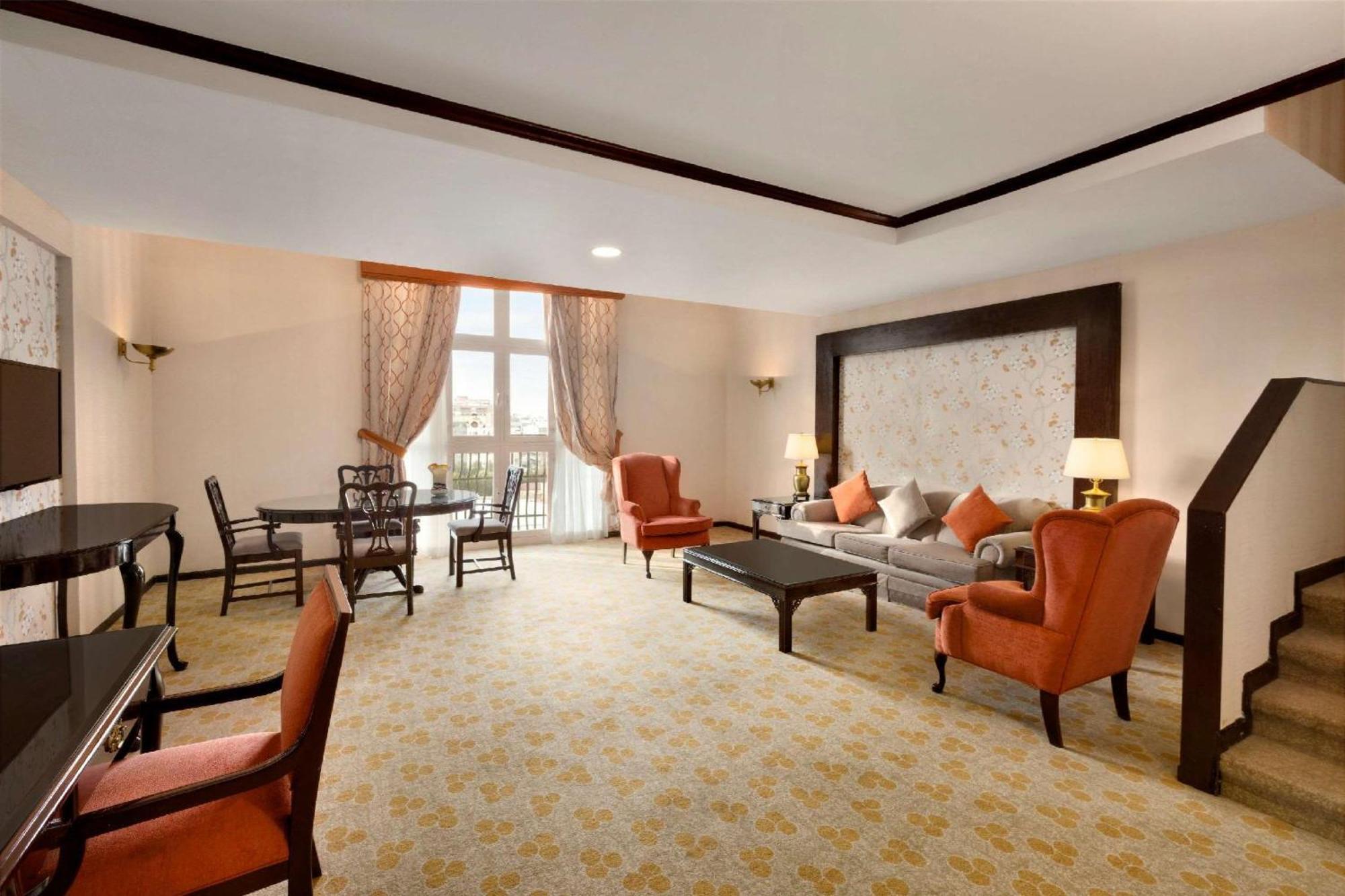 Hawthorn Suites By Wyndham Al Khobar Exterior photo